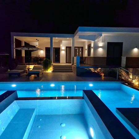 Luxury Villa Anemone With Private Pool 帕斯蒂达 外观 照片